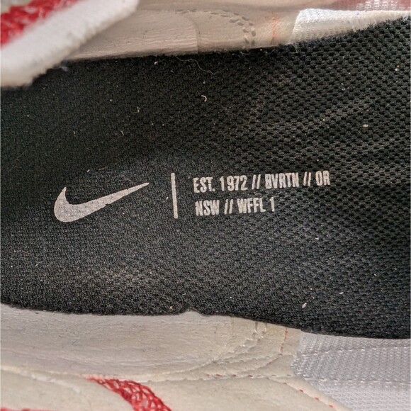 Nike By You Waffle One Womens 7 Unique Running Shoes Sneakers Runners Activewear - Picture 14 of 14